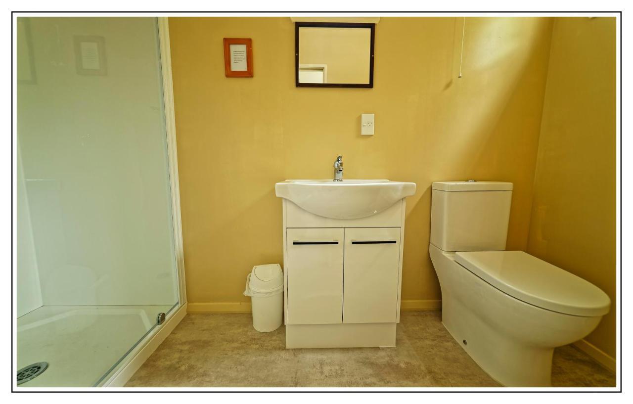 Lantern Court Motel Реефтон Экстерьер фото